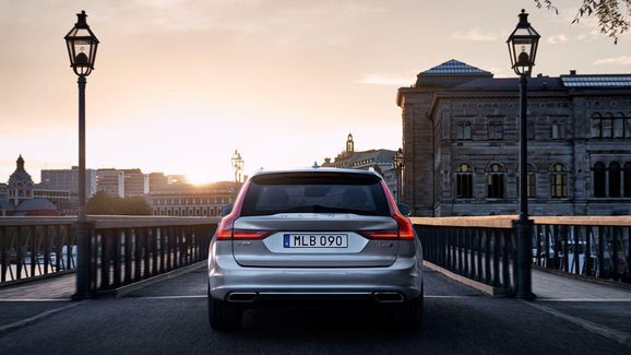Vi provkör Volvo V90: Så bra är nya lyxkombin
