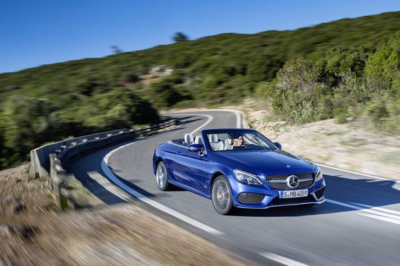 Svenskt pris på nya Mercedes C-klass Cabriolet