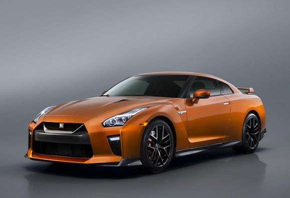 Nissan GT-R med mer effekt – men blev den snyggare?
