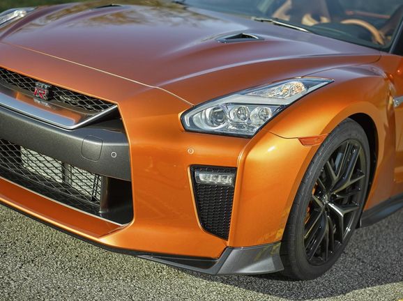 Nissan GT-R med mer effekt – men blev den snyggare?