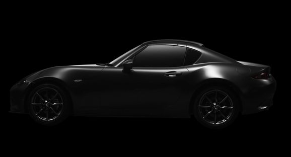 Mazda MX-5 Miata visar upp sitt oväntade plåttak