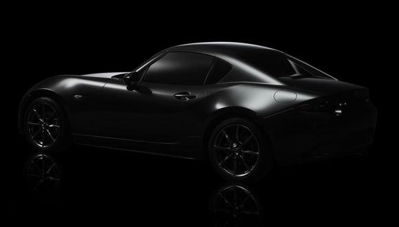 Mazda MX-5 Miata visar upp sitt oväntade plåttak