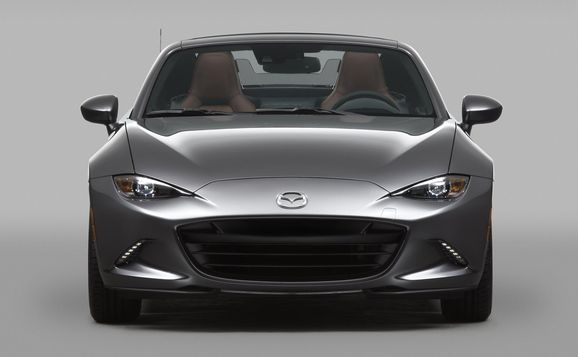 Mazda MX-5 Miata visar upp sitt oväntade plåttak