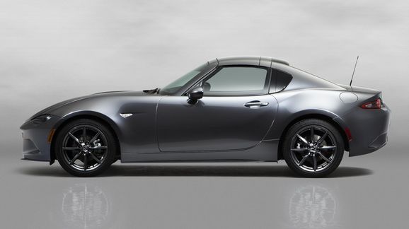 Mazda MX-5 Miata visar upp sitt oväntade plåttak
