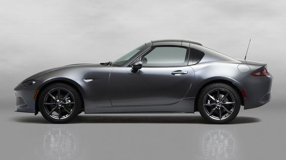 Mazda MX-5 Miata visar upp sitt oväntade plåttak
