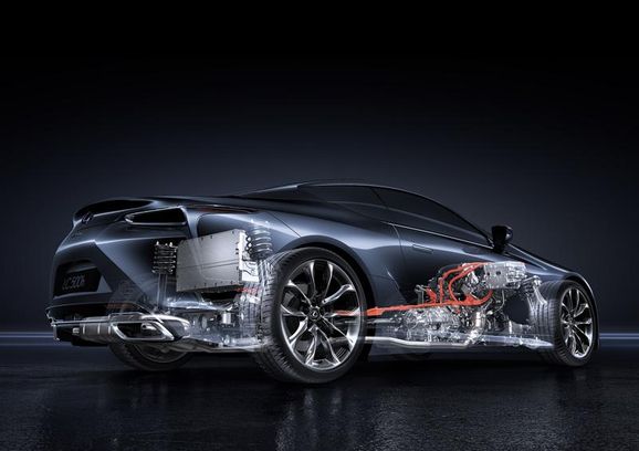 Lexus nya prestandakupé med 477 hk till Sverige