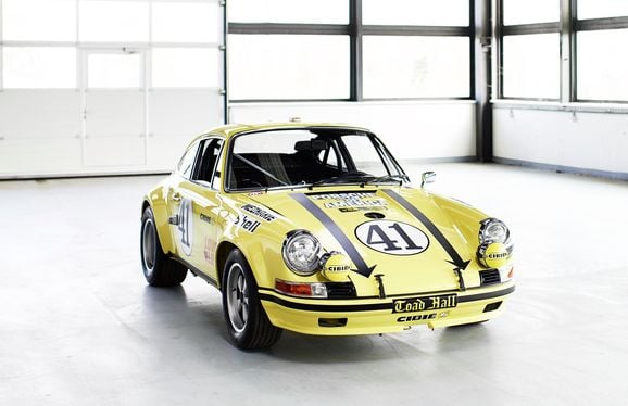 Sorgligt vrak bortom räddning – eller vänta nu…