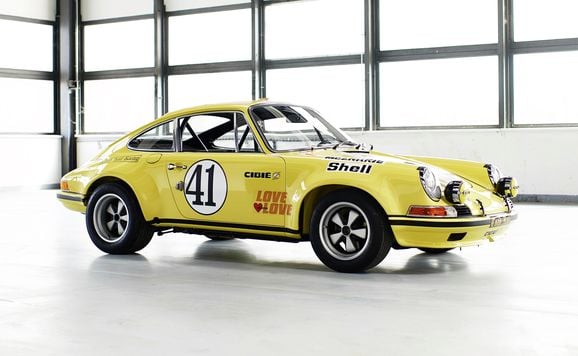 Sorgligt vrak bortom räddning – eller vänta nu…