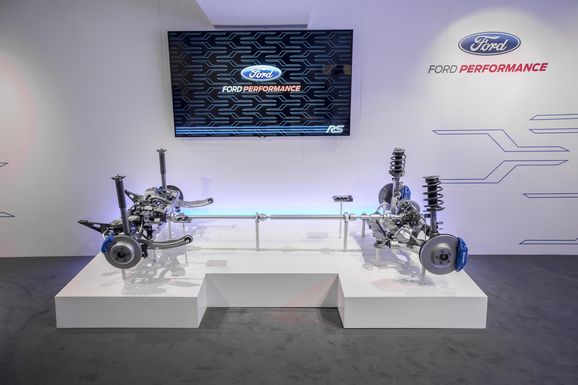 Ford Focus RS blir snabbare än Porsche 911