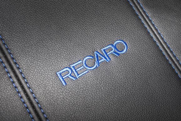 Ford Focus RS blir snabbare än Porsche 911