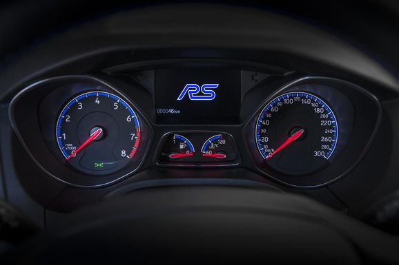 Ford Focus RS blir snabbare än Porsche 911