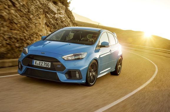 Ford Focus RS blir snabbare än Porsche 911