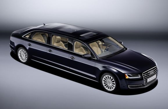 Gnugga ögonen – det här är Audi A8 ”extra allt”