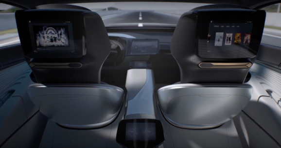 Superläcker sedan med eldrift – snyggare än Tesla?