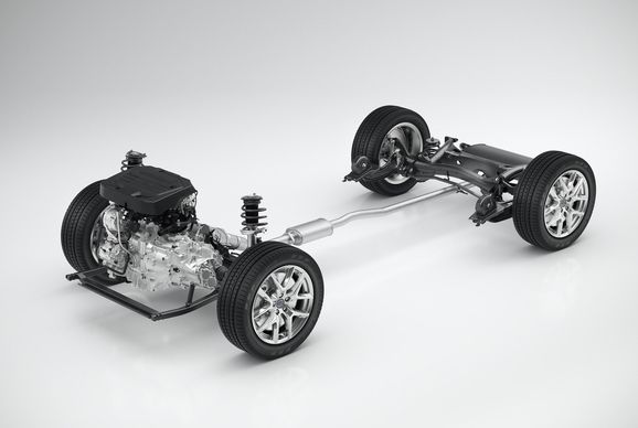 Volvo XC40 visar fronten – premiär nästa vecka