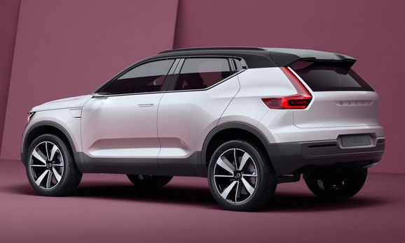 Volvo XC40 visar fronten – premiär nästa vecka