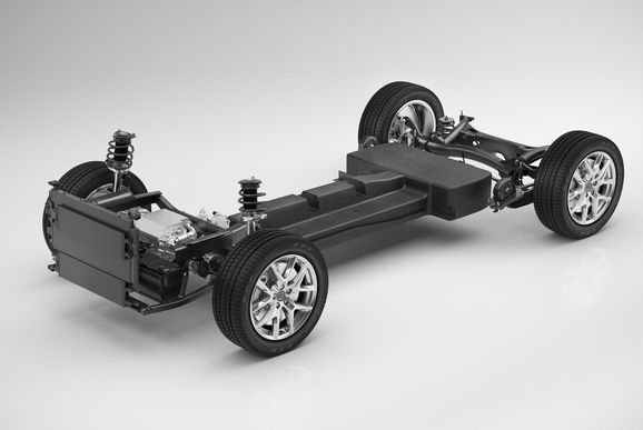 Volvo XC40 visar fronten – premiär nästa vecka