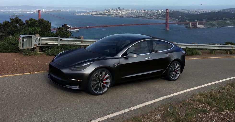 Nu kan du stilla suget efter Tesla Model 3 med ny konfigurator