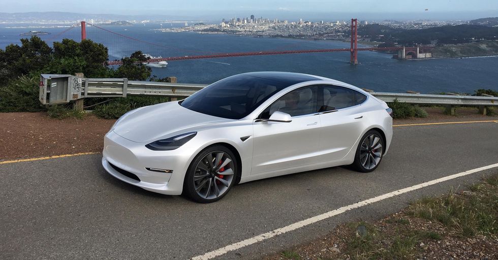 Nu kan du stilla suget efter Tesla Model 3 med ny konfigurator