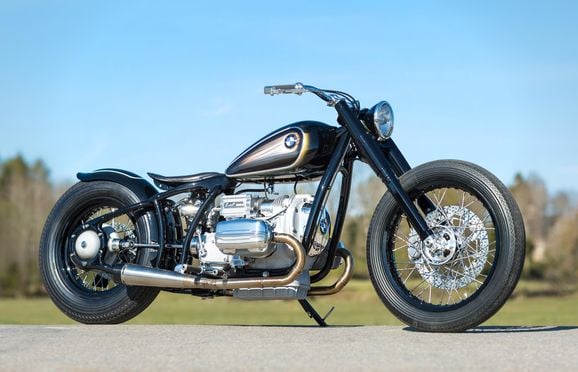 BMW:s läckra specialbil hyllar 2002 Turbo