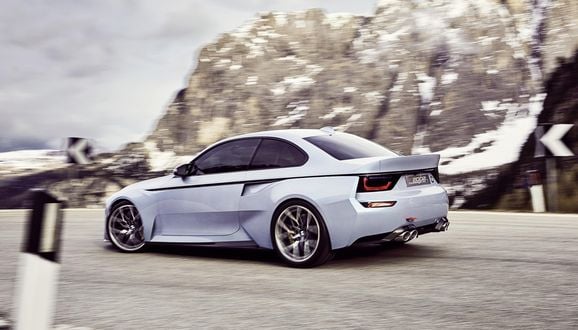 BMW:s läckra specialbil hyllar 2002 Turbo