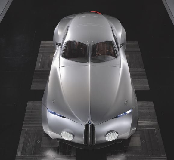 BMW:s läckra specialbil hyllar 2002 Turbo