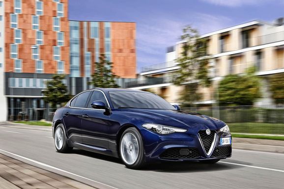Alfa Romeo Giulia är Årets Bil