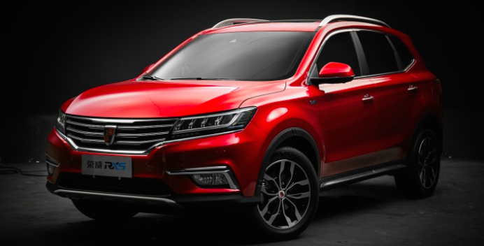 Biltillverkarnas nya huvudvärk: Jätte­-koncernen släpper uppkopplad bil