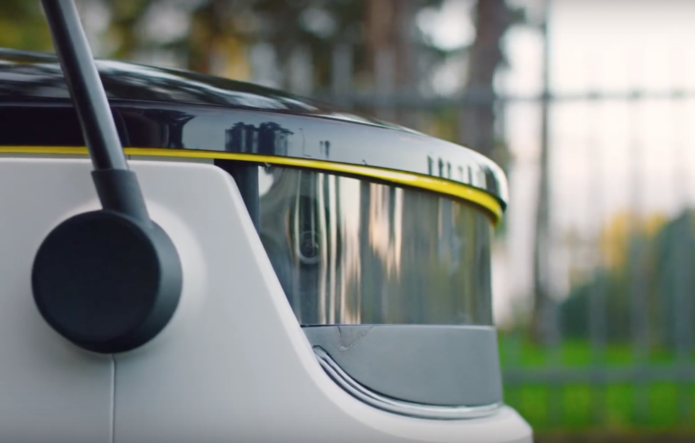 Häftiga roboten levererar paket till din dörr – testkörs i Europa