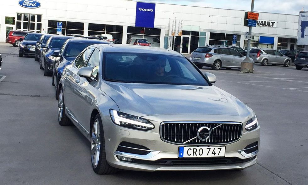 Volvo S90 mot fyra konkurrenter – nu börjar testet!