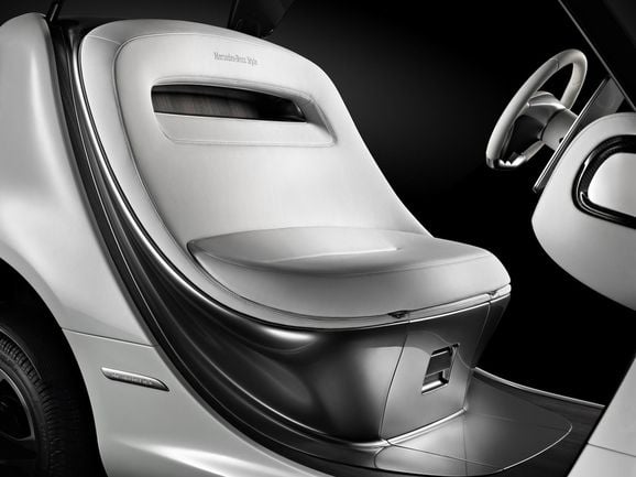 Fore! Mercedes lyxiga golfbil får oss att längta ut till banan