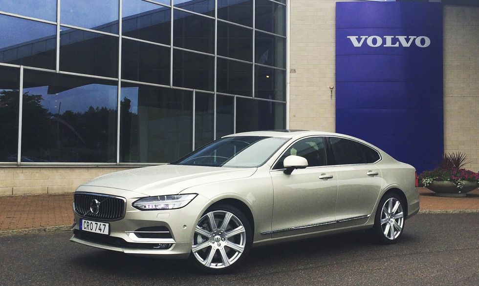 Vi har hämtat ut Volvo S90 för första testet!