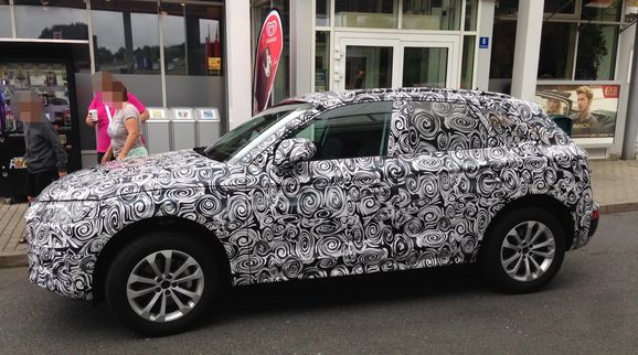 Nya Audi Q5 närmar sig – fotograferad av läsare