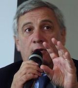 EU kände till fusket – bjöd Volkswagen på lyxmiddag