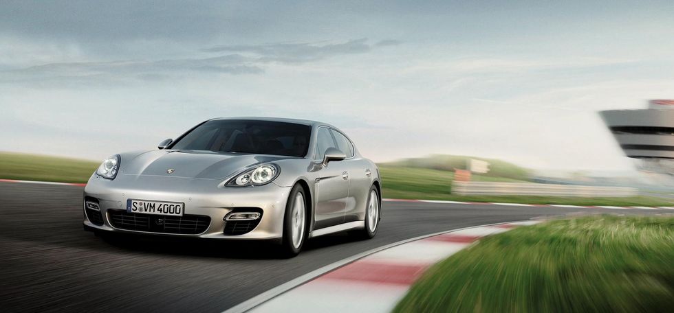 Lista: De tio snabbaste fyrdörrarsbilarna