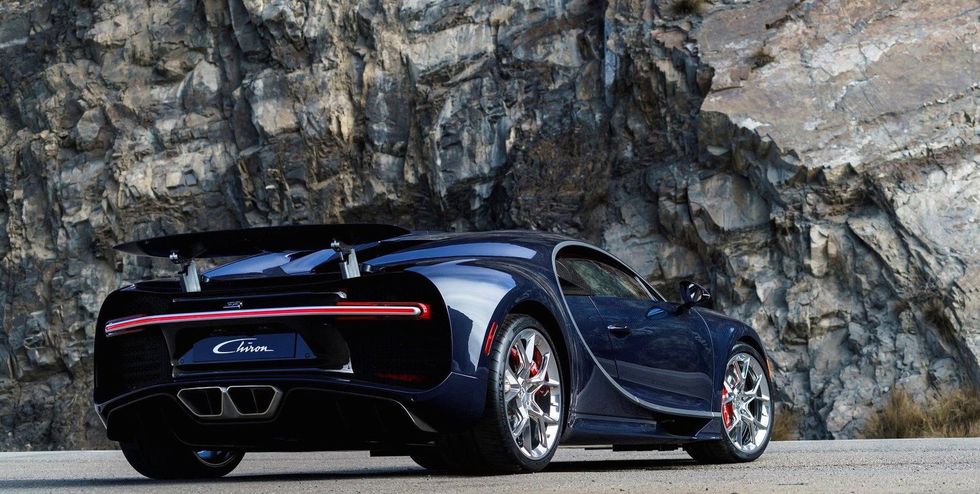 Bugatti Chiron går åt som smör i solsken