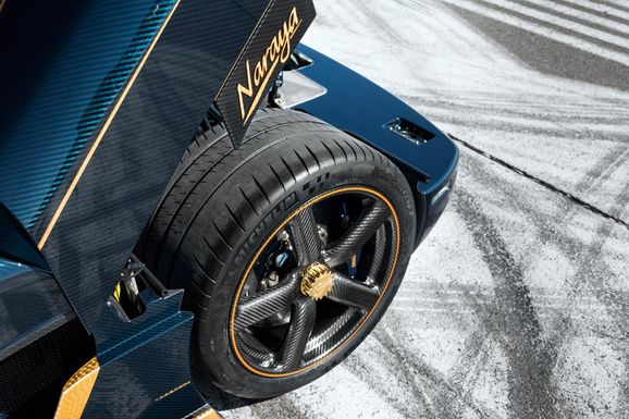 Unika bilder: Koenigsegg Naraya har detaljer i guld