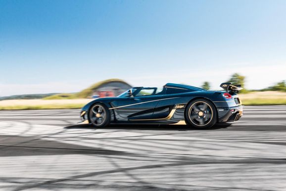 Unika bilder: Koenigsegg Naraya har detaljer i guld