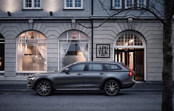 Alrik om Volvo V90 Cross Country: 