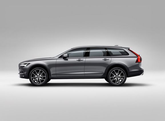 Alrik om Volvo V90 Cross Country: 