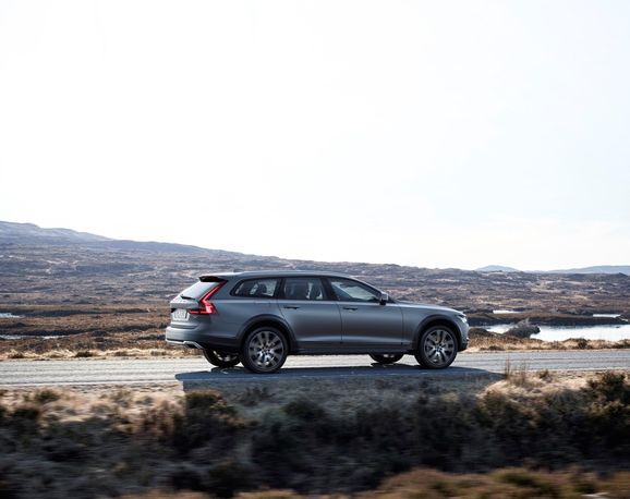 Alrik om Volvo V90 Cross Country: 