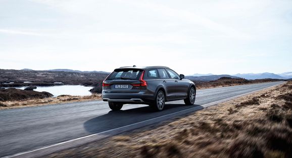 Alrik om Volvo V90 Cross Country: 