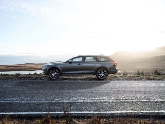 Alrik om Volvo V90 Cross Country: 