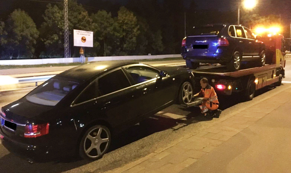 Lyxbilar beslagtogs i razzia: 