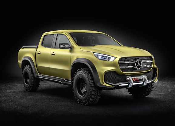 Mercedes första pickup – men vad är under skalet?