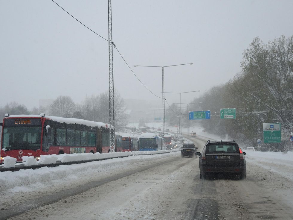 Trafikkaoset fortsätter under torsdagen