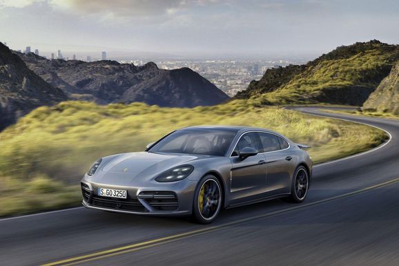 Porsche Panamera kommer i sex nya versioner