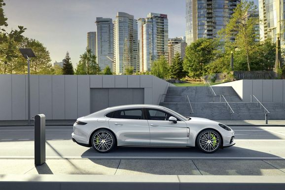 Porsche Panamera kommer i sex nya versioner