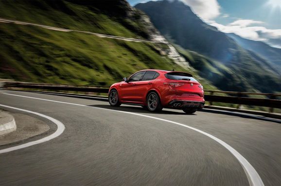 Alfa Romeo Stelvio – nya suven äntligen officiell