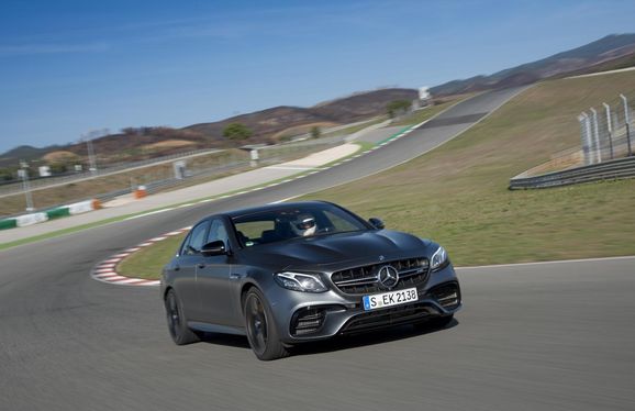 Mercedes-AMG E63: 
